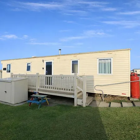 Brilliant 8 Berth Caravan At Reighton Sands Park, Haven Ref 61053rc Hébergement de vacances Filey