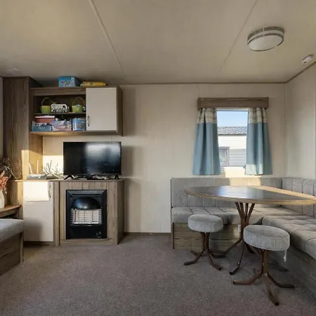 Hébergement de vacances Brilliant 8 Berth Caravan At Reighton Sands Park, Haven Ref 61053rc