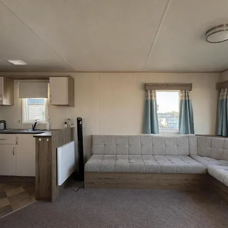 Brilliant 8 Berth Caravan At Reighton Sands Park, Haven Ref 61053rc Hébergement de vacances *